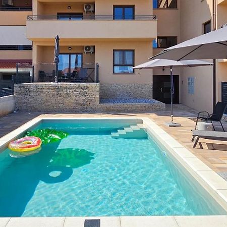 Apartment Bluemare B3 With Shared Pool Ližnjan Εξωτερικό φωτογραφία