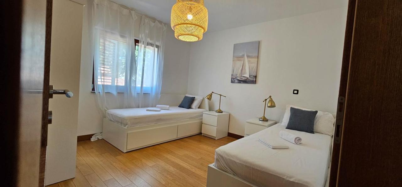 Apartment Bluemare B3 With Shared Pool Ližnjan Εξωτερικό φωτογραφία