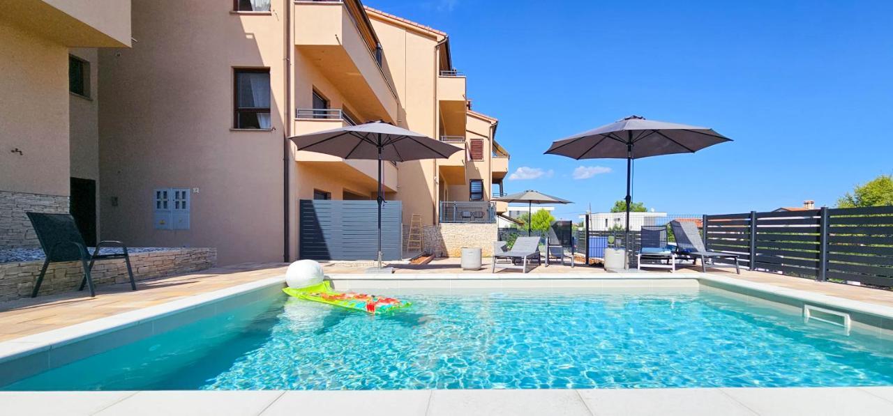 Apartment Bluemare B3 With Shared Pool Ližnjan Εξωτερικό φωτογραφία